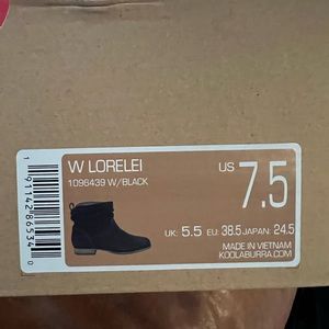 Kookaburra Lorelei black suede bootie 7.5 brand new never used with box